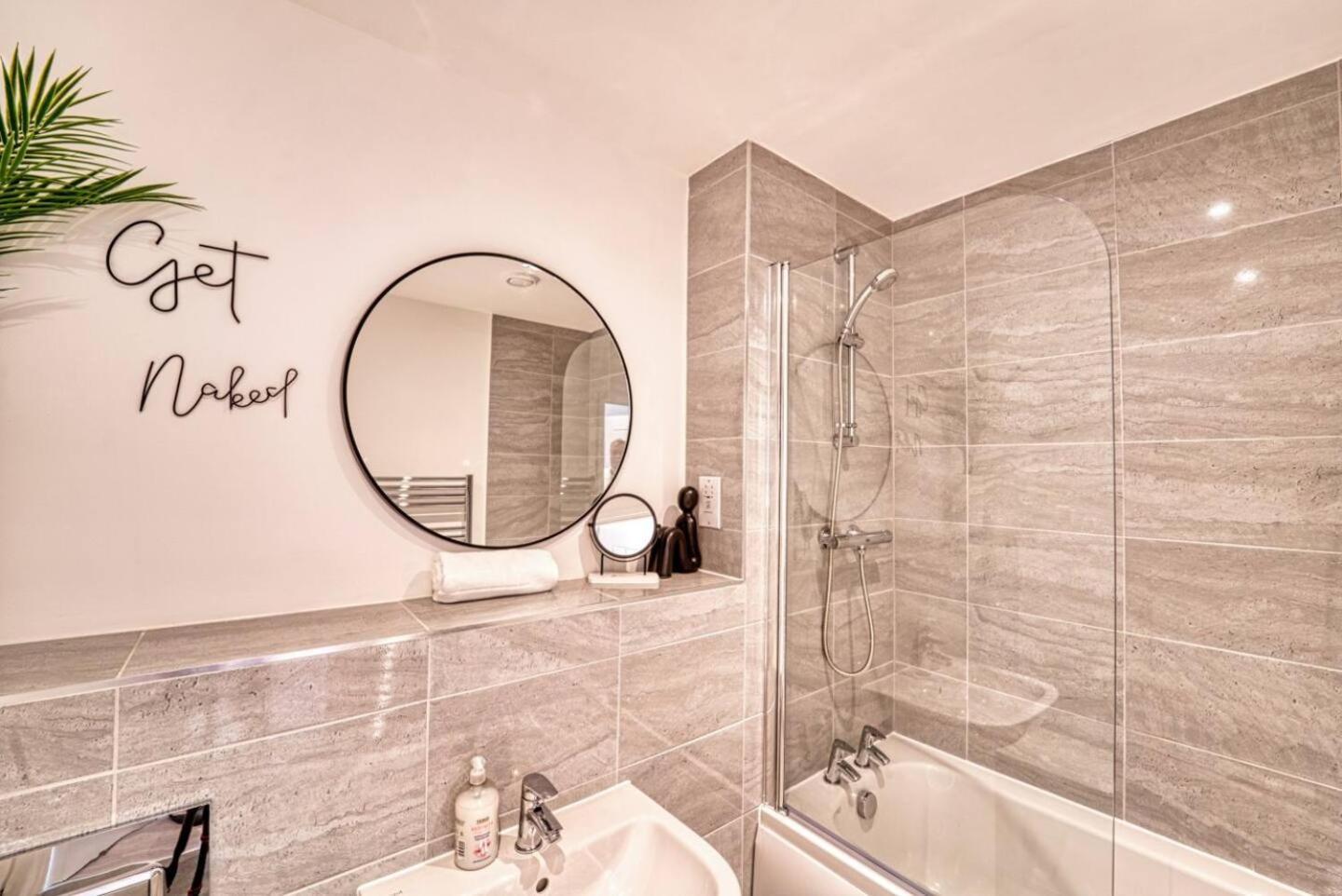 Jewellery Court Flat 8 - Near Jewellery Quarter & Centre Apartment Birmingham